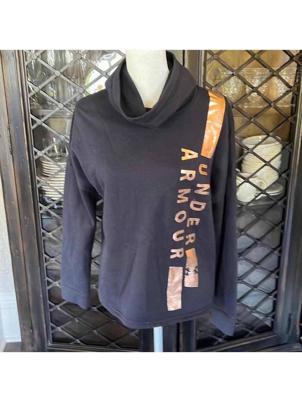 Under Armour | Women's Black Sweatshirt Hoodie | Size Small | NWOT | 0110